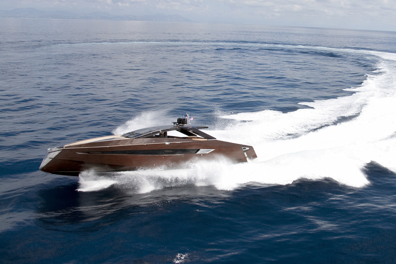 justwaytoosexy:  Hedonist Yacht  http://spfaust.wordpress.com/2012/01/12/hedonist-yachts-whats-your-pleasure-convertible-or-hardtop/