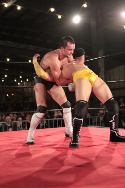 rwfan11:  ….Prince Devitt checking out that bulge! :-) 