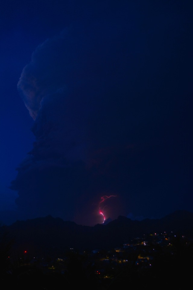 XXX Volcanic lightning  photo