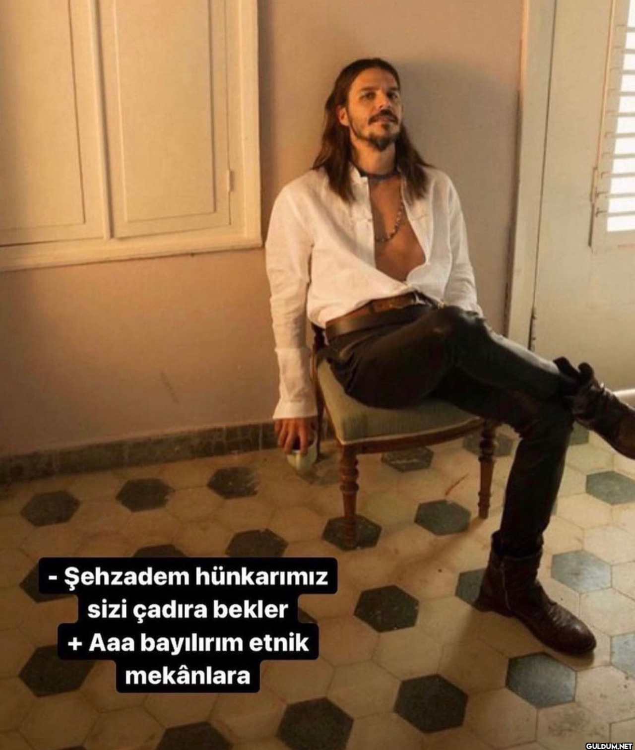 - Şehzadem hünkarımız sizi...