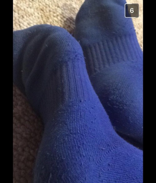 #anklesocks #cute #cutefeet #cutesocks #crewsocks #dirtyfeet...