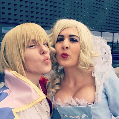 The magic blond squad is st Torucon. Howl and the fairy godmother. #cosplay #costume #howlsmovingcas