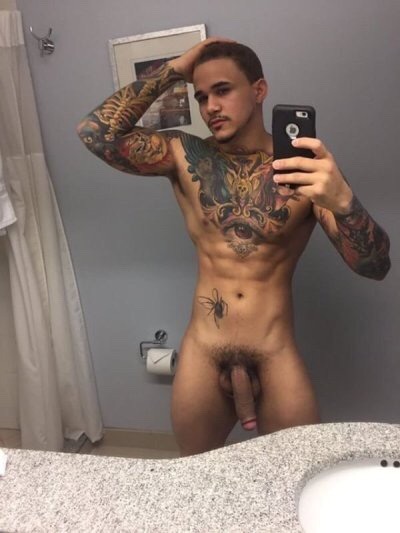 Sharehotdudes🍆 porn pictures