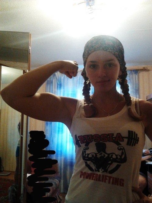 curatingness:  Julia Vins   Love to have a bodybuilder partner