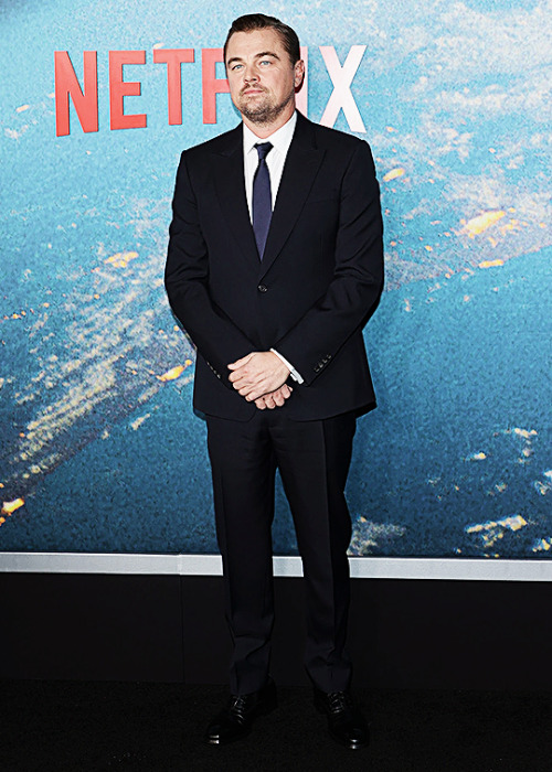 LEONARDO DICAPRIO ━ World Premiere of Netflix&rsquo;s &ldquo;Don&rsquo;t Look Up&rdq