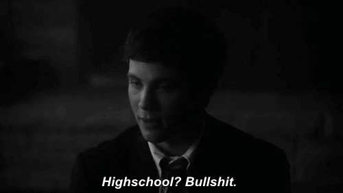 littlealiensuicidal:  ODIO LA ESCUELA !!!!!!