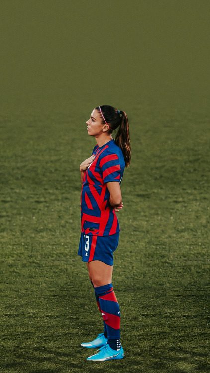 [requested] Alex Morgan lockscreenslike/reblog if you save/use