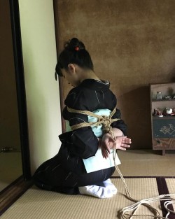 japanesebdsmofficial:Kinbaku Naka AkiraModel Kawasaki Rie