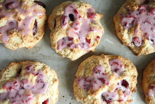 thefoodshow: Cherry Coconut Scones