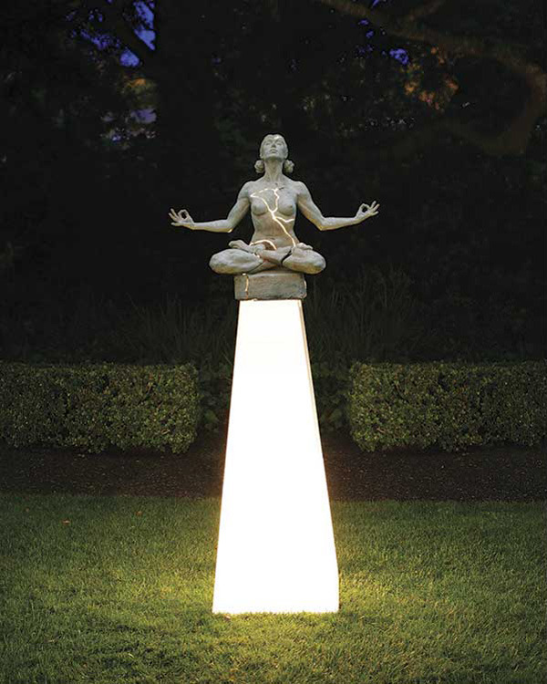 asylum-art-2:   Paige Bradley  Creates Stunning Artwork With Bronze And Electricity 