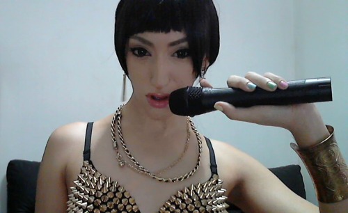 asahi-chan:  my debut~~