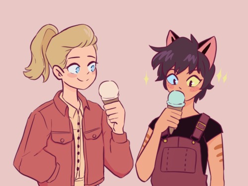 slyvox:Ice cream date!