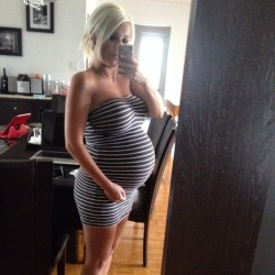 Selfshotpreggo: