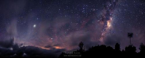 When the moon sets and the Milky Way rises - somewhere in New Zealand [OC] [4752 x 1901]