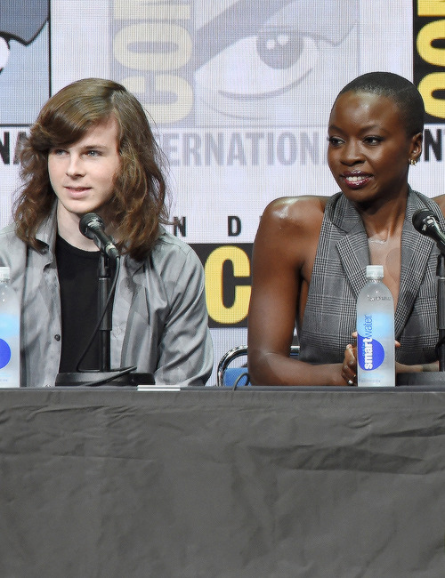 dailytwdcast:Alanna Masterson, Chandler Riggs and Danai Gurira onstage at Comic-Con International 20