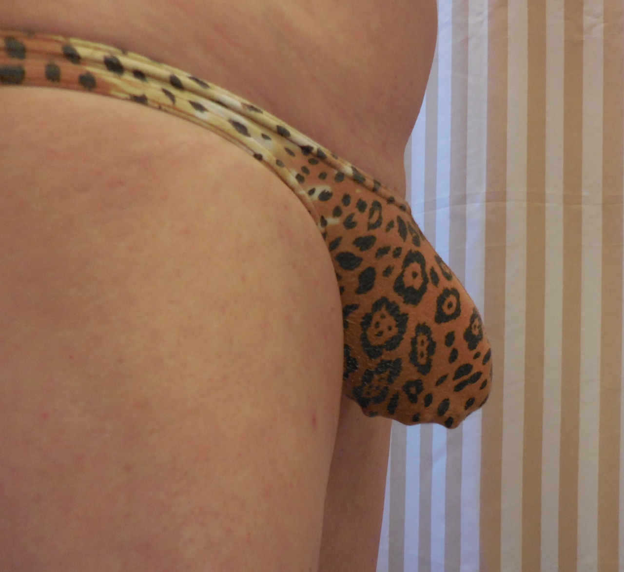 My scrotal ladder makes for lumpy Coscksox, and weighs down the pouch nicely.