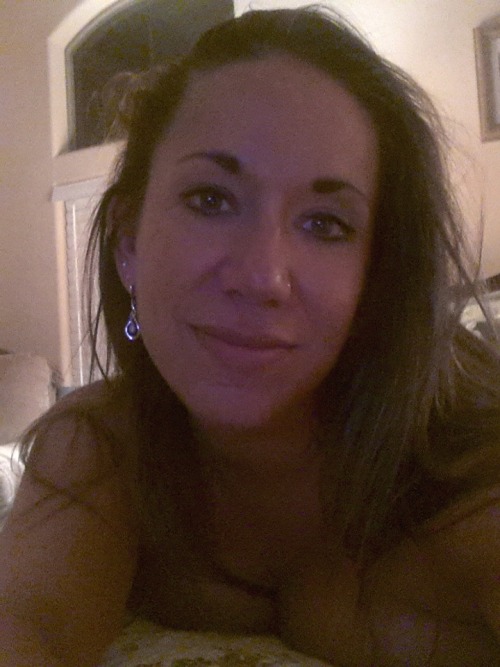 getmoneydollaz:  whyme1973:  brittanymissclassiy:  Amber Lindsey  Would you like to see more REBLOG  Send me your selfshots, ladies! My followers would love to see you! Submit to http://whyme1973.tumblr.com/submit Follow at http://whyme1973.tumblr.com/