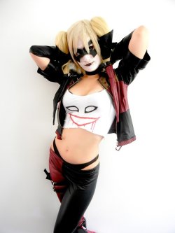 hotcosplaychicks:Harley Quinn - Injustice Cosplay by Rii-Ruu  Follow us on Twitter http://twitter.com/hotcosplaychick