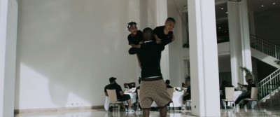 mahoganymamii:DaBaby and his daughter in “INTRO” (2019)