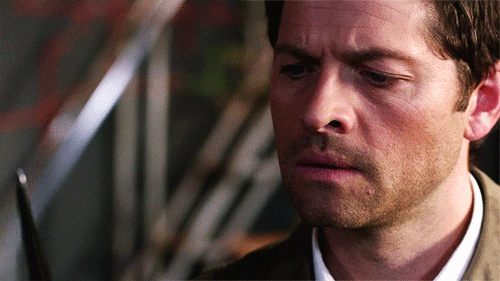 yelloweyedcrowley:  things that totally 100% happened in s9 → 22/23 