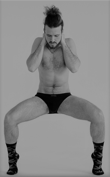 socksandskin:https://socksandskin.tumblr.com/