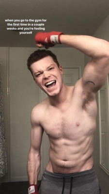 celebswhogetslepton: Cameron Monaghan on