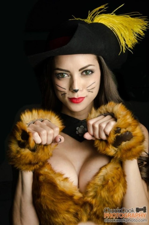 girls dressed as cats