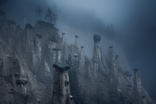Earth Pyramids of Platten, South Tyrol, Italy [NOT OC!][by Marco Grassi][1200x800] by: devi1sdoz3n