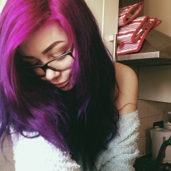 wildfoxwithowleyes:  I love the feeling if freshly dyed hair! Makes me feel good and brand new 👌💜