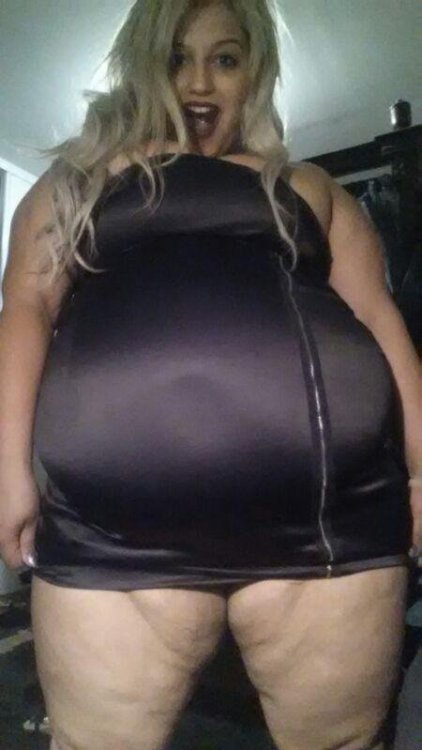 http://supersizebbw.tumblr.com/post/84765357697