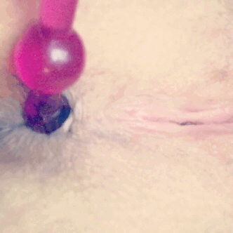 allamateurpussy:  sugarpussies:  Anal beads…. mmmm felt so good in my tight little ass. ❤️  😱 so hot!! Go and follow @sugarpussies two amazing girls who are filthy as fuck!  Reblog and follow