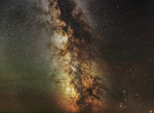 just&ndash;space: 3x3 Milky Way panorama, 1.75 hours of total exposure js