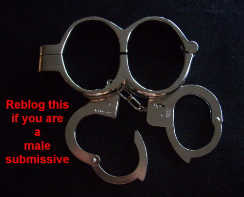 cuckoldlifeandtimes:  I am very dominant at work and everyday life, but very submissive sexually!!
