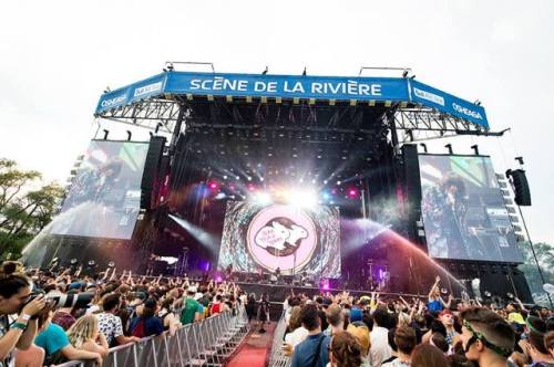 evol-pop-abstract:Karen O (Yeah Yeah Yeahs)–(MontréaL August 3 2018) (Osheaga Music Fes