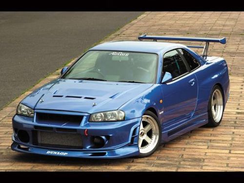 more abflug stuff.this time their Skyline GT-R BNR34 demo cars.i usually dislike BNR34′s, but these 