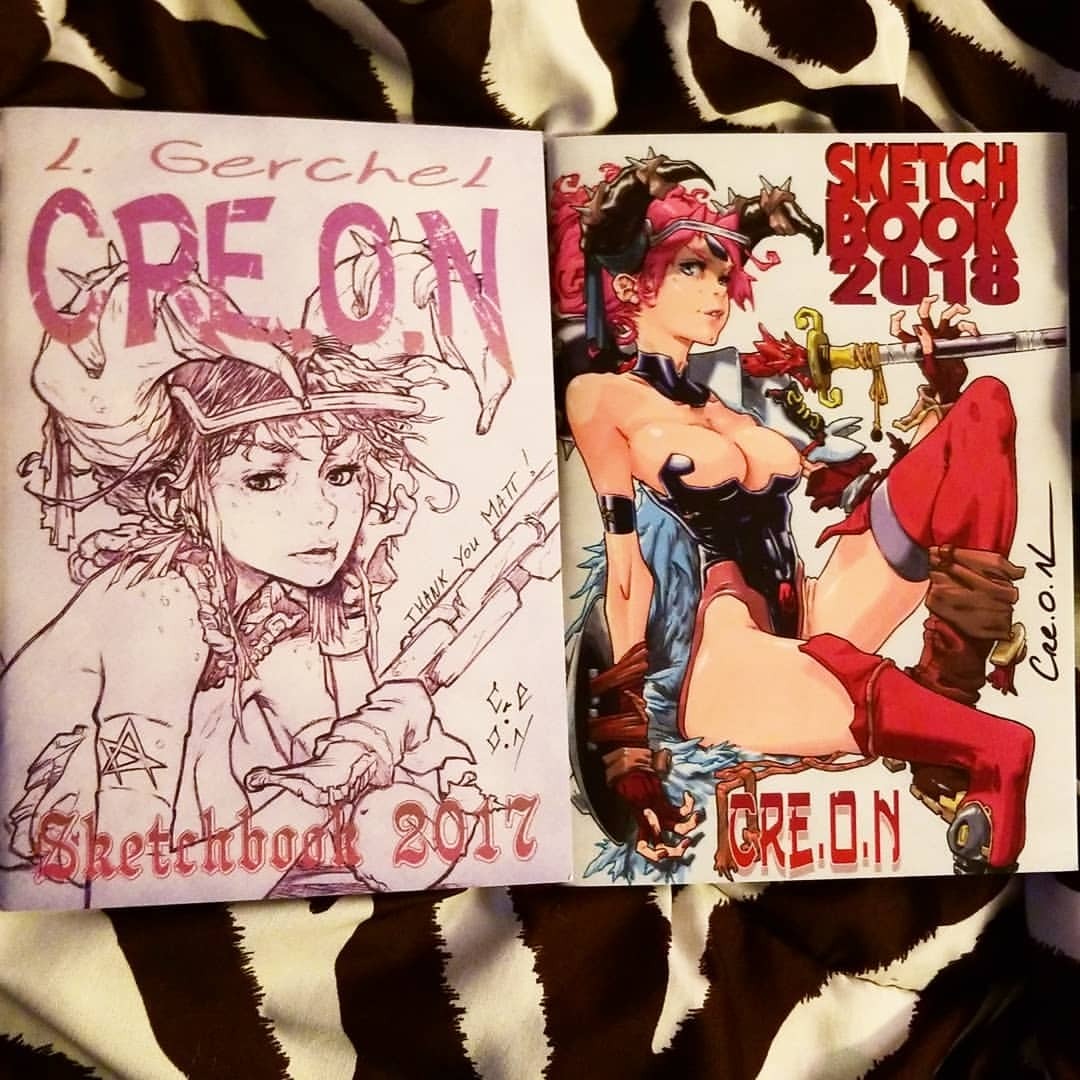 Thanks @cre.o.n for these sweet art books. Both full of lotsa great drawings!   #art