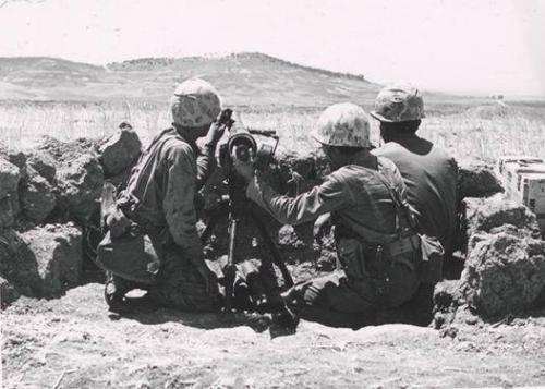 Komandolar Geri Tepmesiz Topla Düşmana Ateş Açarken.Kıbrıs barış harekatı (1974)