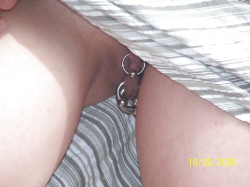 http://women-with-huge-labia-rings.tumblr.com/post/152114512304