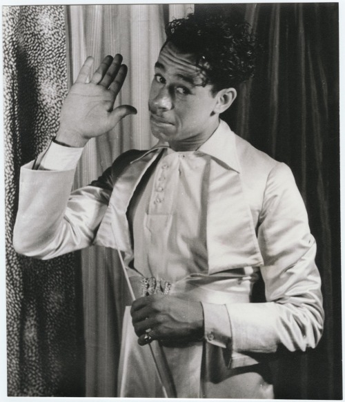 twixnmix: 25-year-old Cab Calloway photographed by Carl Van Vechten on January 12, 1933. 