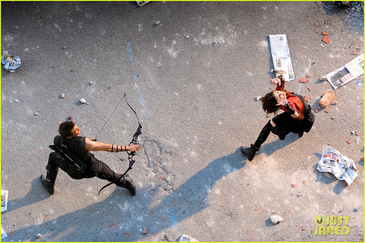 howkeye:  Ultron Scarlet Witch Quicksilver  firstlook