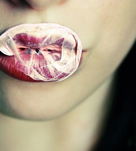 w-y-l-d-e: . gossamer lip-membrane     .