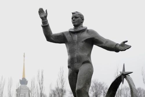 sagansense:  “Upon his safe return, Gagarin was hailed as a hero, both at home and abroad,” said Cathleen Lewis, the curator of international space programs and space suits at the Smithsonian National Air and Space Museum (NASM) in Washington,