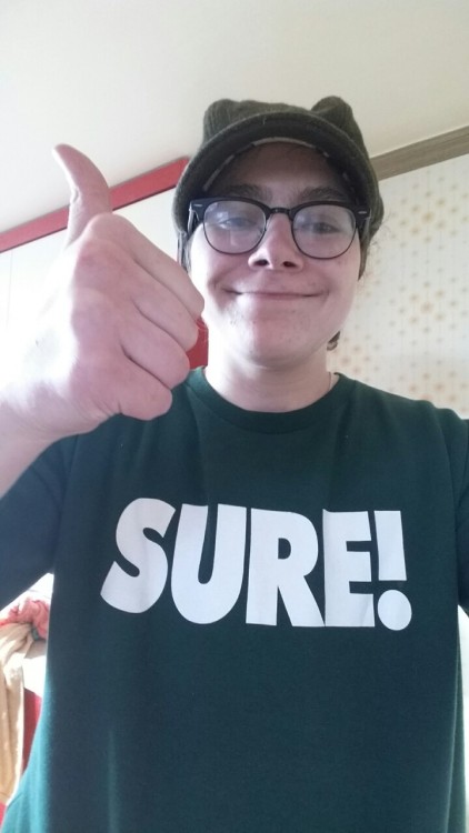 I forgot to post the images of the beautiful shirt I bought in Seoul. There was also one that just s