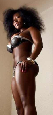 thycklikechocolate:  Black Beauty………