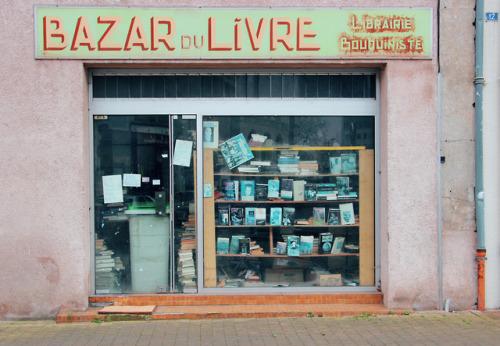 Porn photo lyon2024:  Old bookstores, printing house