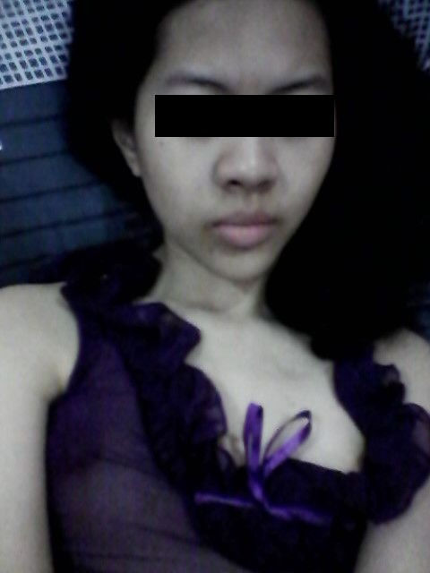 otakblue:  Suka selfie. Budak berani di sini: http://migg.in/budakberani