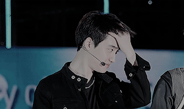 dyosoo:   #happykyungsooday // professional life ruiner since 120193  