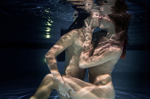 i love underwater sex~ < |D’‘‘‘