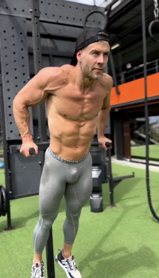 calistenicsboys - Calisthenics BOYS
