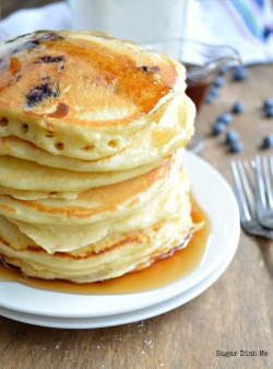 bakeddd:  homemade fluffy pancake mixclick